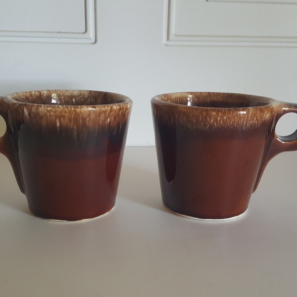 Vintage Hull Ovenproof Pottery Brown set of 2 mugs